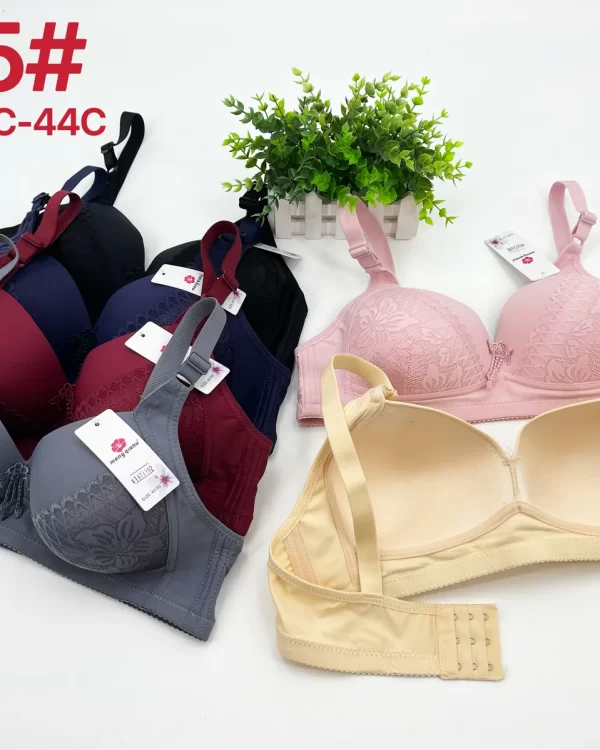 Wholesale Plus Size Lace Trim Bra C Cup (125) - China lingerie manufacturer & supplier