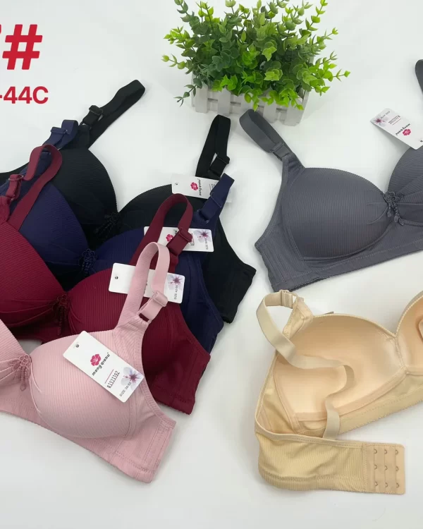 Wholesale Plus Size Lace Trim Bra C Cup (127) - China lingerie manufacturer & supplier