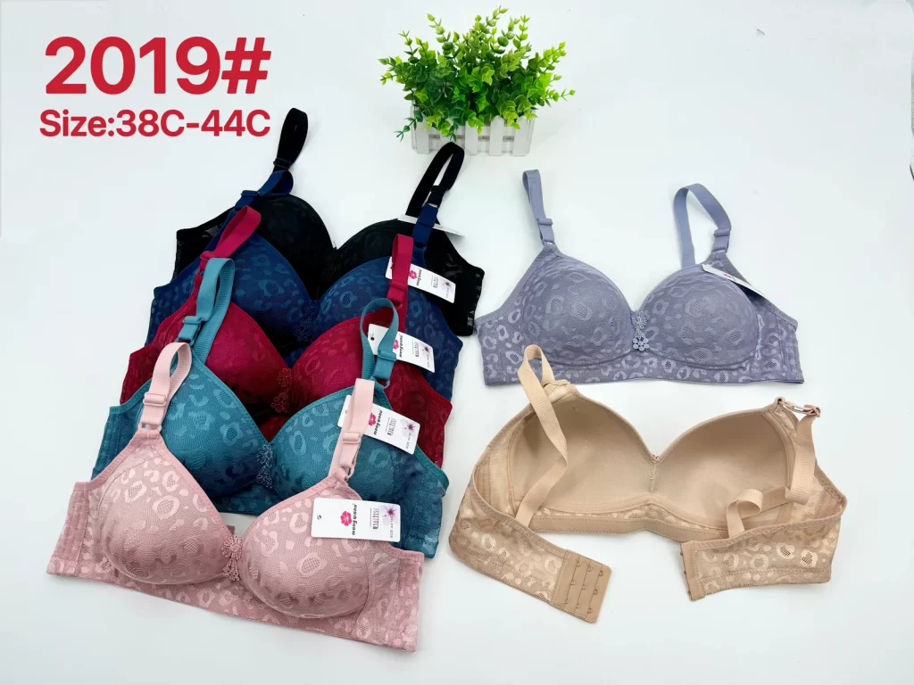 Wholesale Plus Size Lace Trim Bra C Cup (2019) - China lingerie manufacturer & supplier