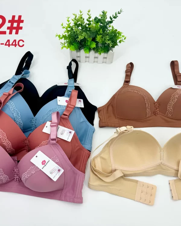 Wholesale Plus Size Lace Trim Bra C Cup (332) - China lingerie manufacturer & supplier